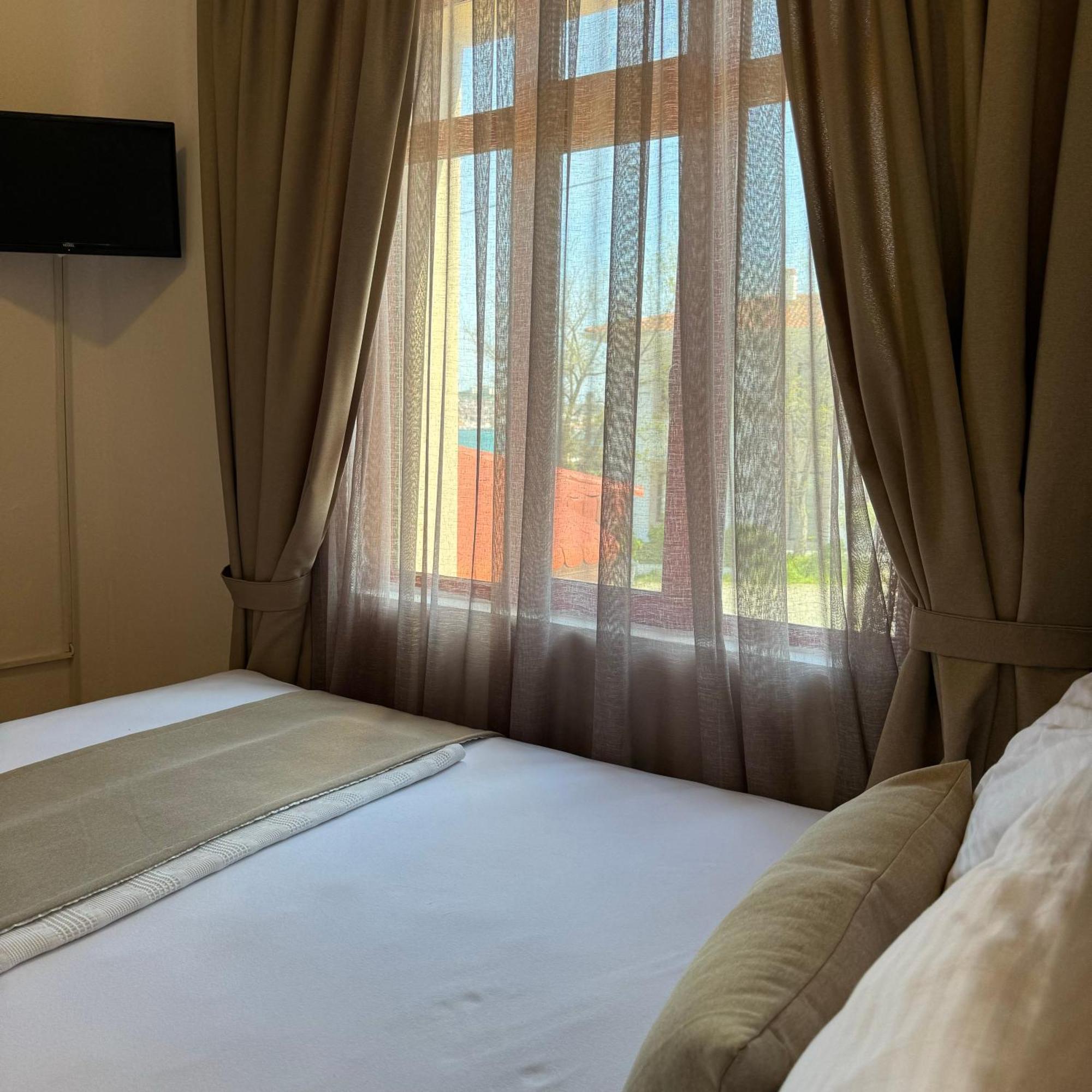 Soezer Otel Ayvalı エクステリア 写真